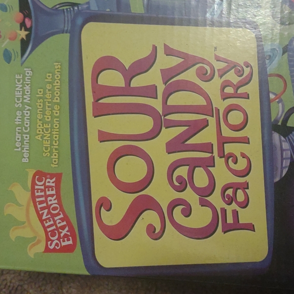 Scientific Explorer -Sour Candy Factory - Picture 2 of 4